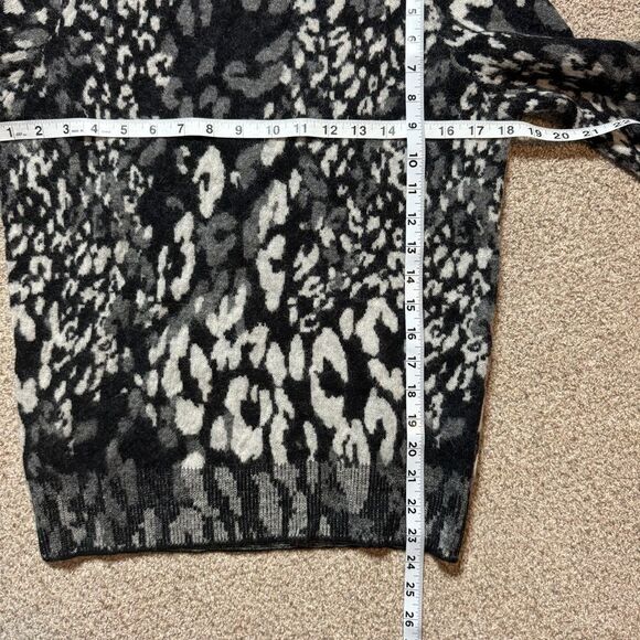 Saint Laurent gray wool alpaca leopard print sweater size XS unisex - Picture 6 of 10
